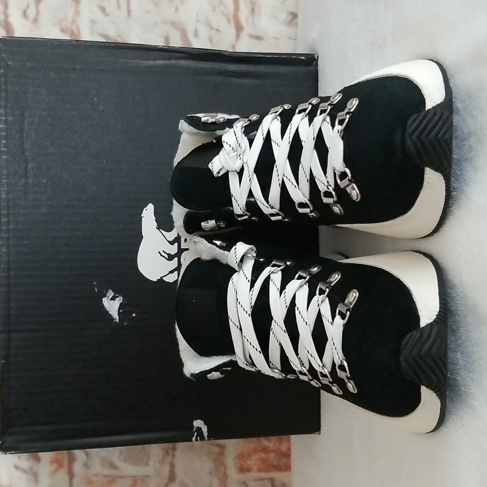 Sorel Black and White Ankle Boots - Picture 3 of 11